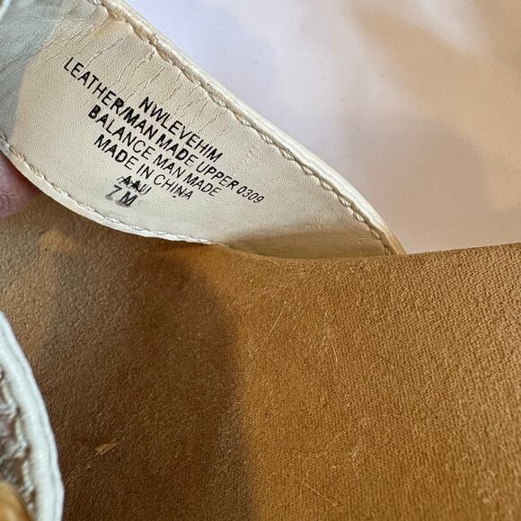 Nine West Levehim Silver Sandals Thong Woman Size 7 - Picture 4 of 7